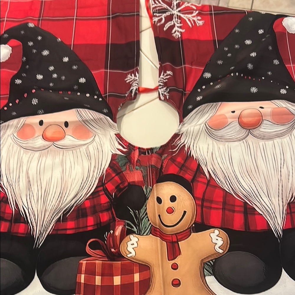 Festive Gnome and Gingerbread Tree Skirt NEW